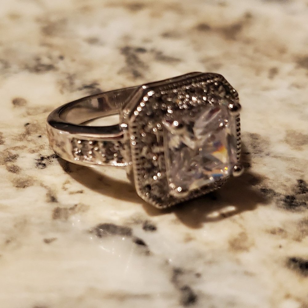 Silver CZ Ring - Picture 4 of 6